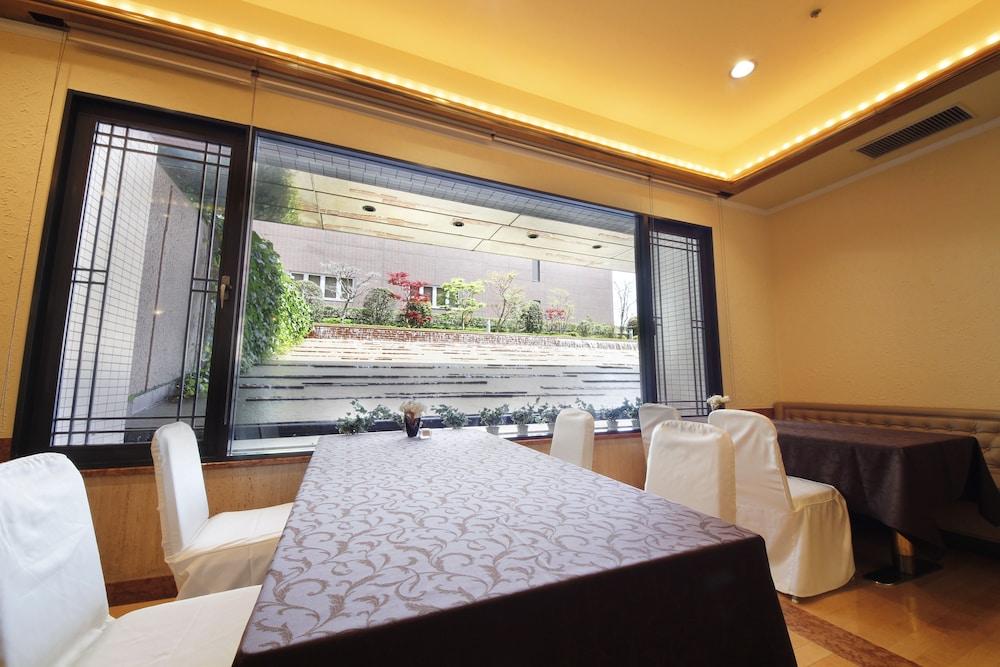Hotel Hiroshima Garden Palace Ngoại thất bức ảnh